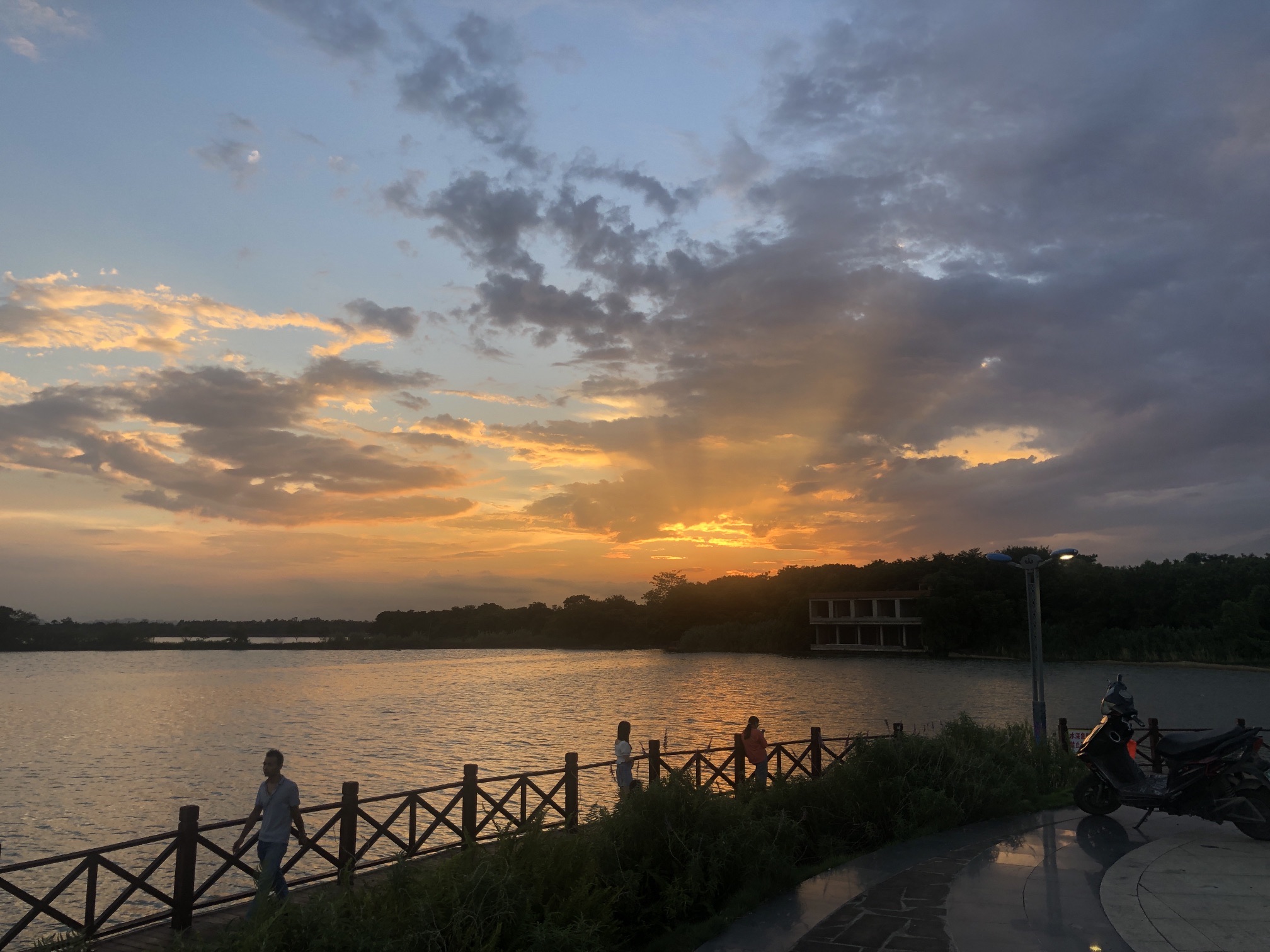 定罗湖公园旅行图片 1