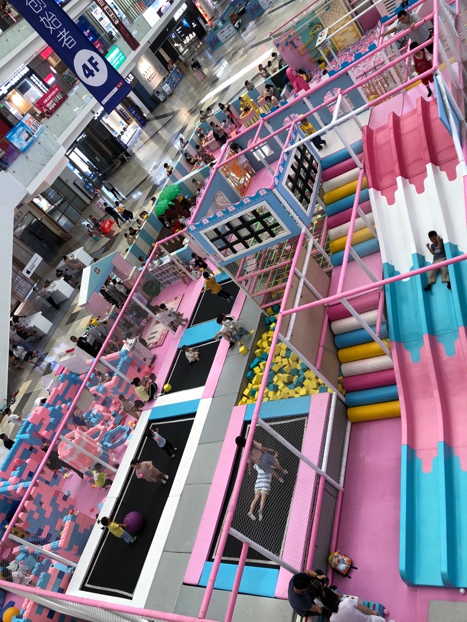 场地封面-拉飞奇儿童乐园(居然之家光谷店)