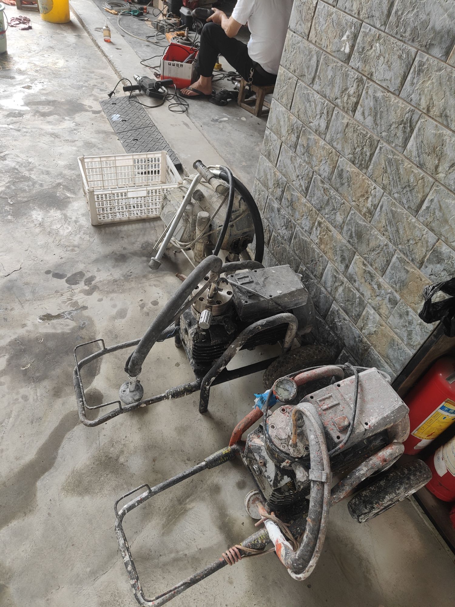 汽油机发电机电动工具维修出租金力诚