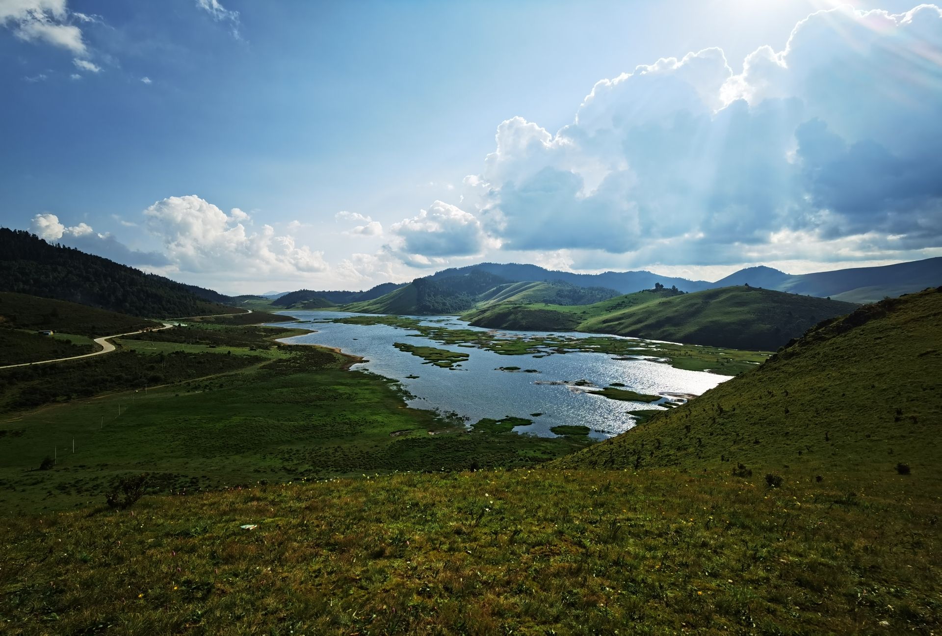 香格里拉湖旅行图片 2