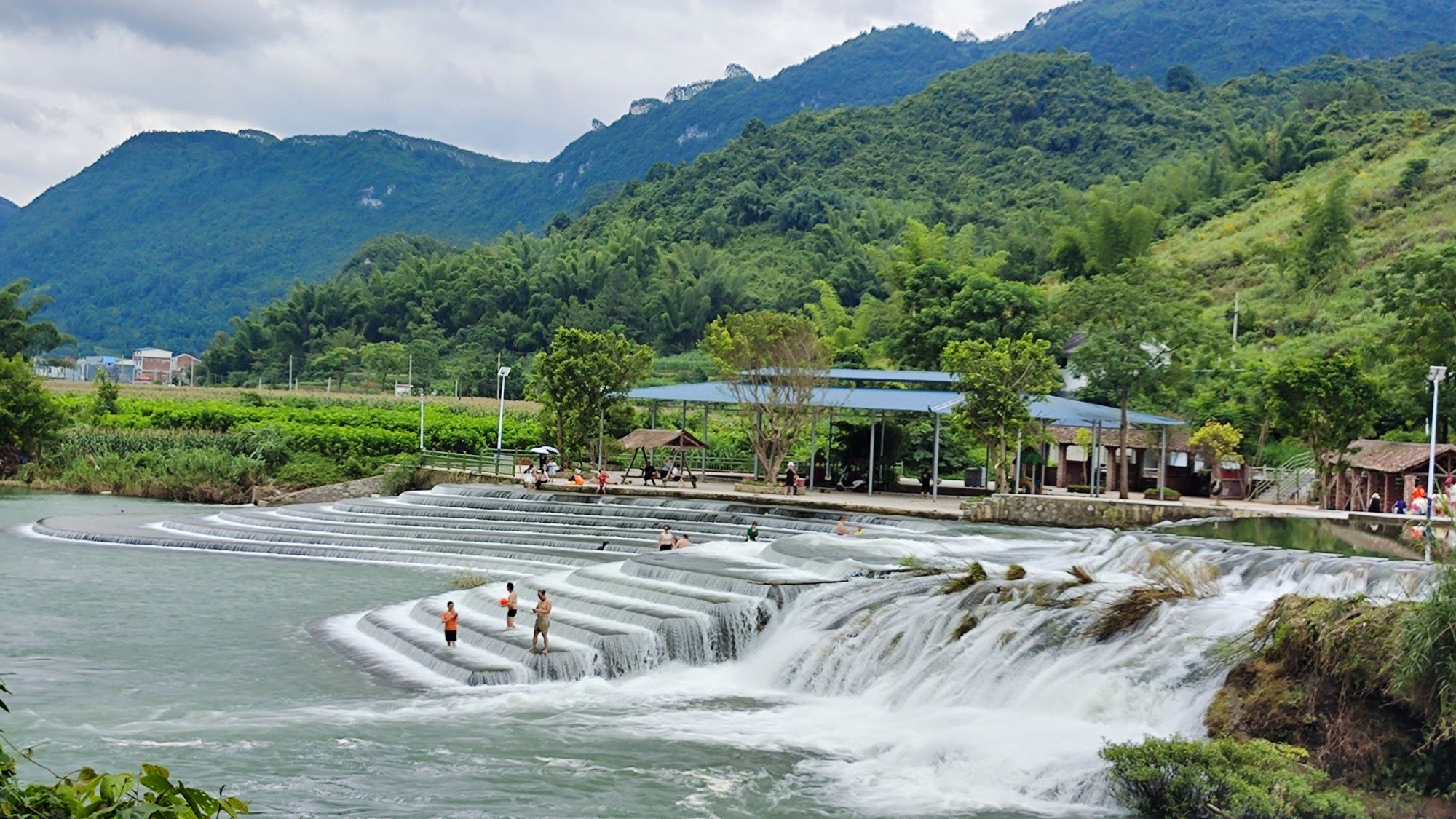 九浪花瀑布风景区旅行图片 2