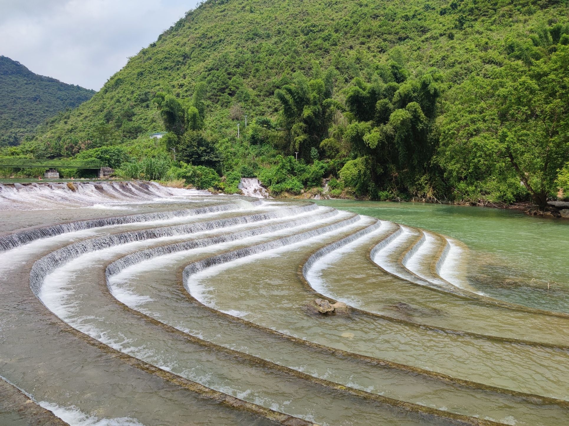 九浪花瀑布风景区旅行图片 3