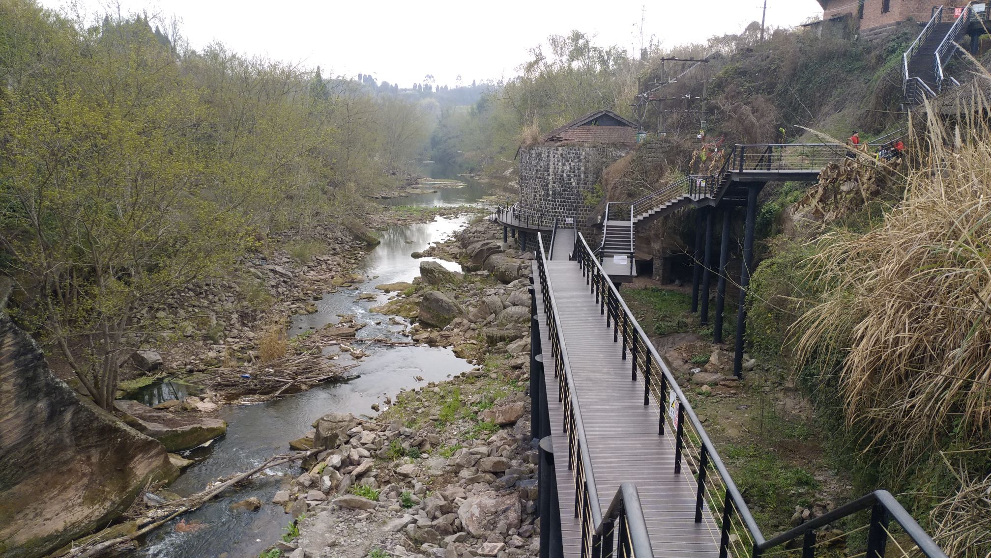 陡坎瀑布旅行图片 2