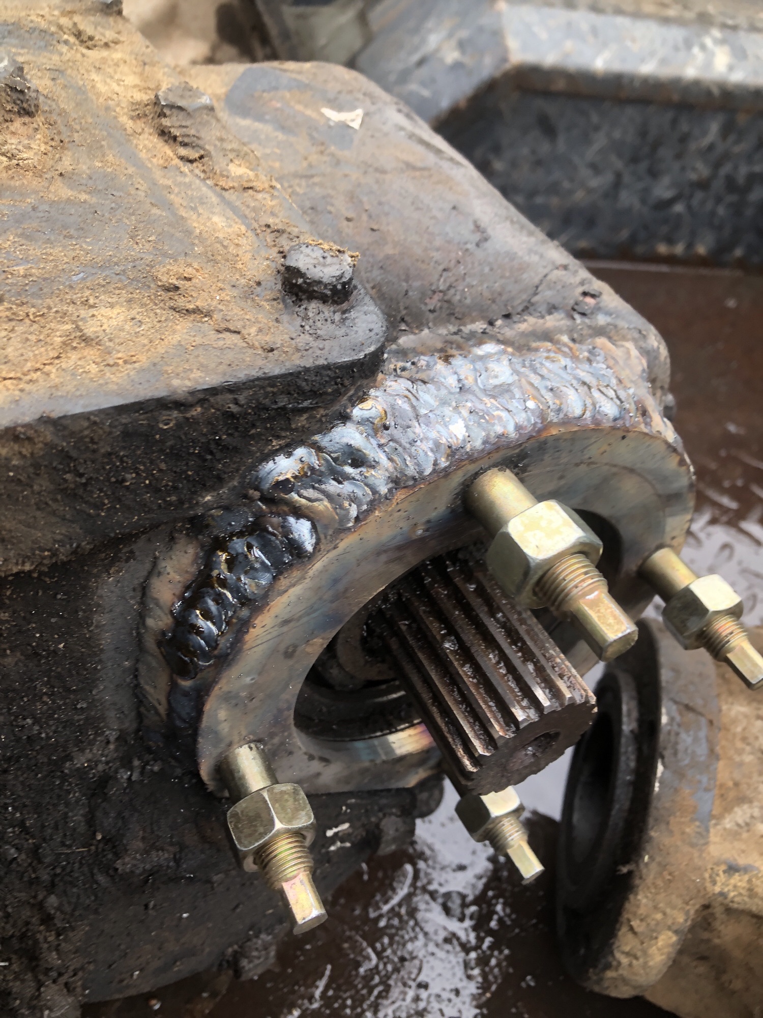 俊丽电气焊修理(原砖厂小王)