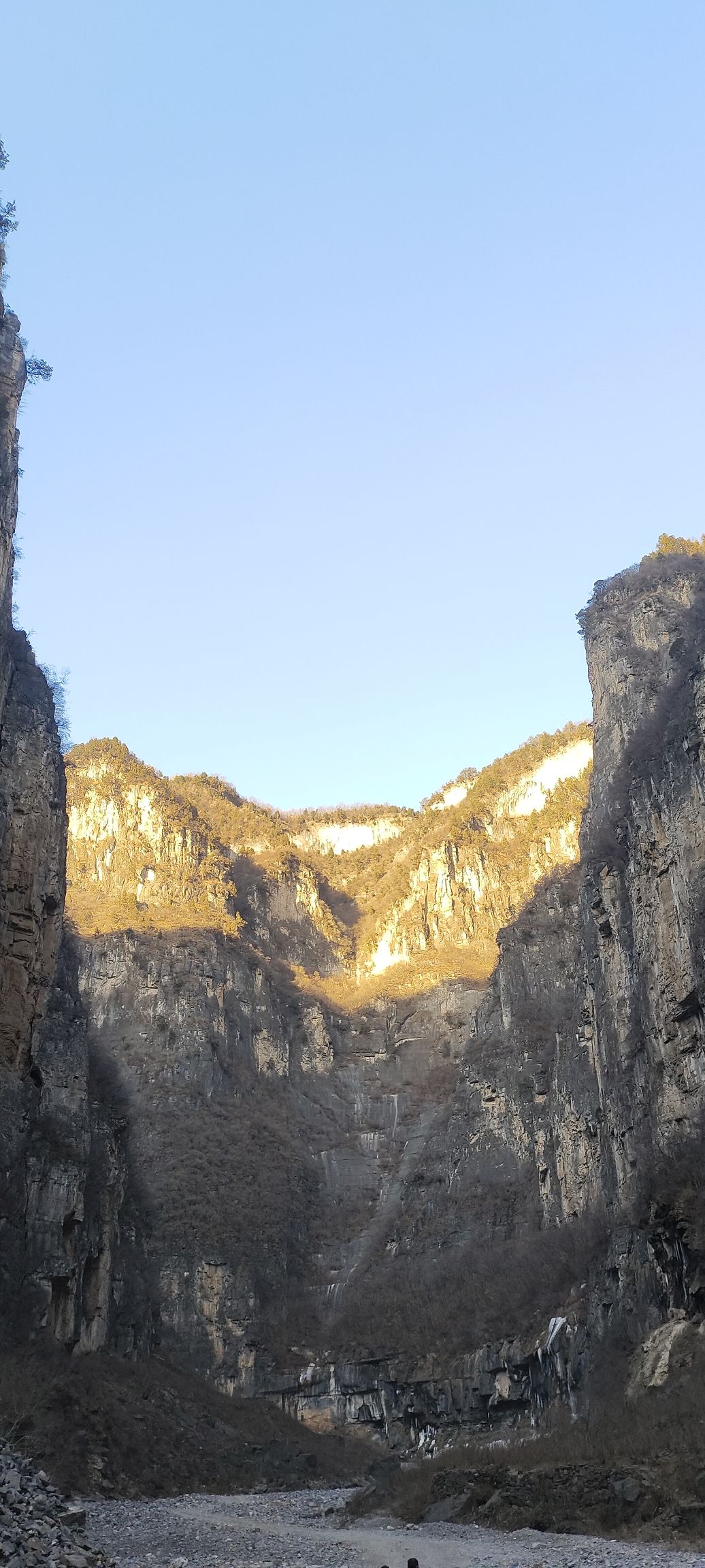 龙峡湖景区旅行图片 3