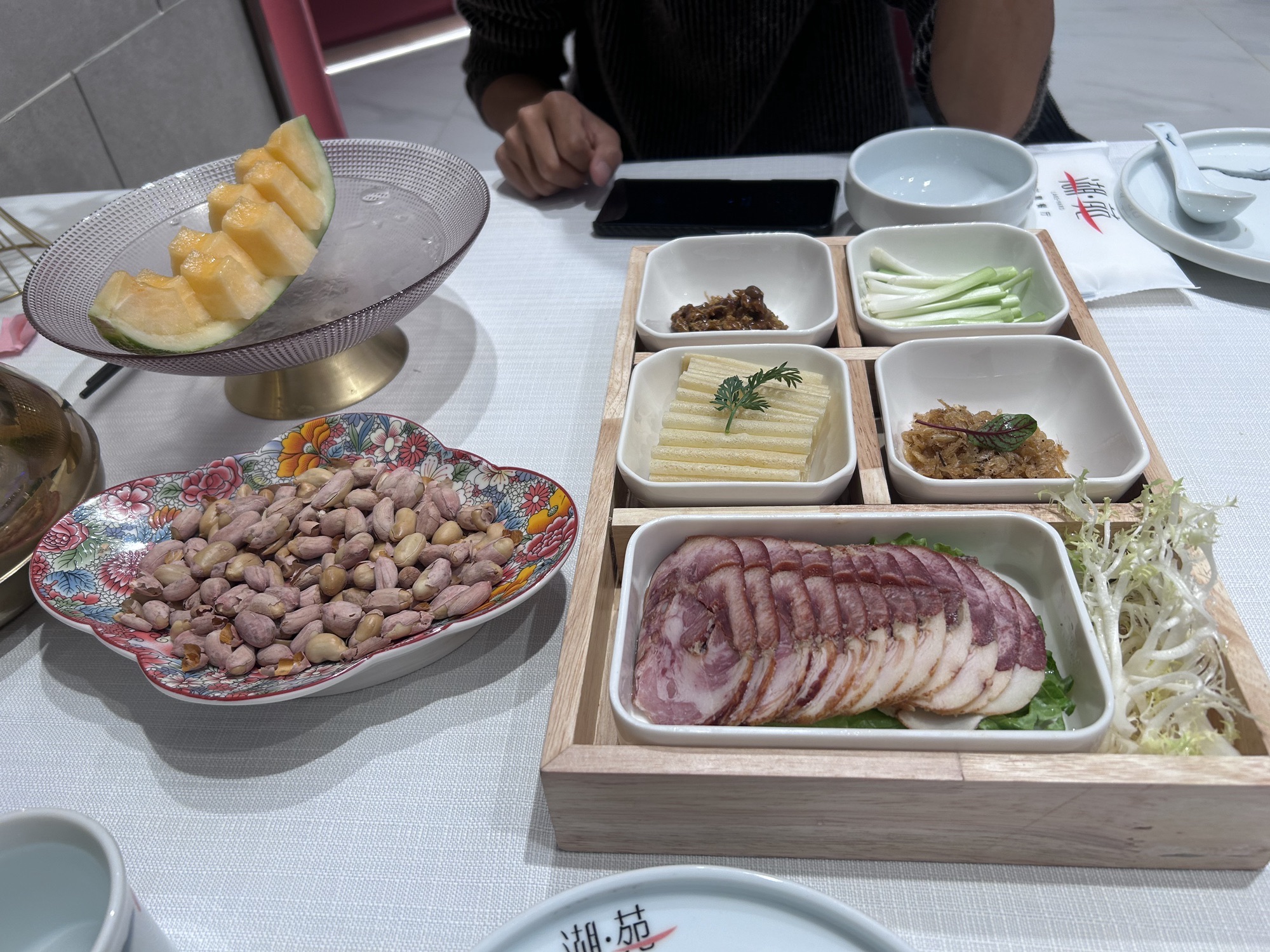 湖苑餐厅碧水店