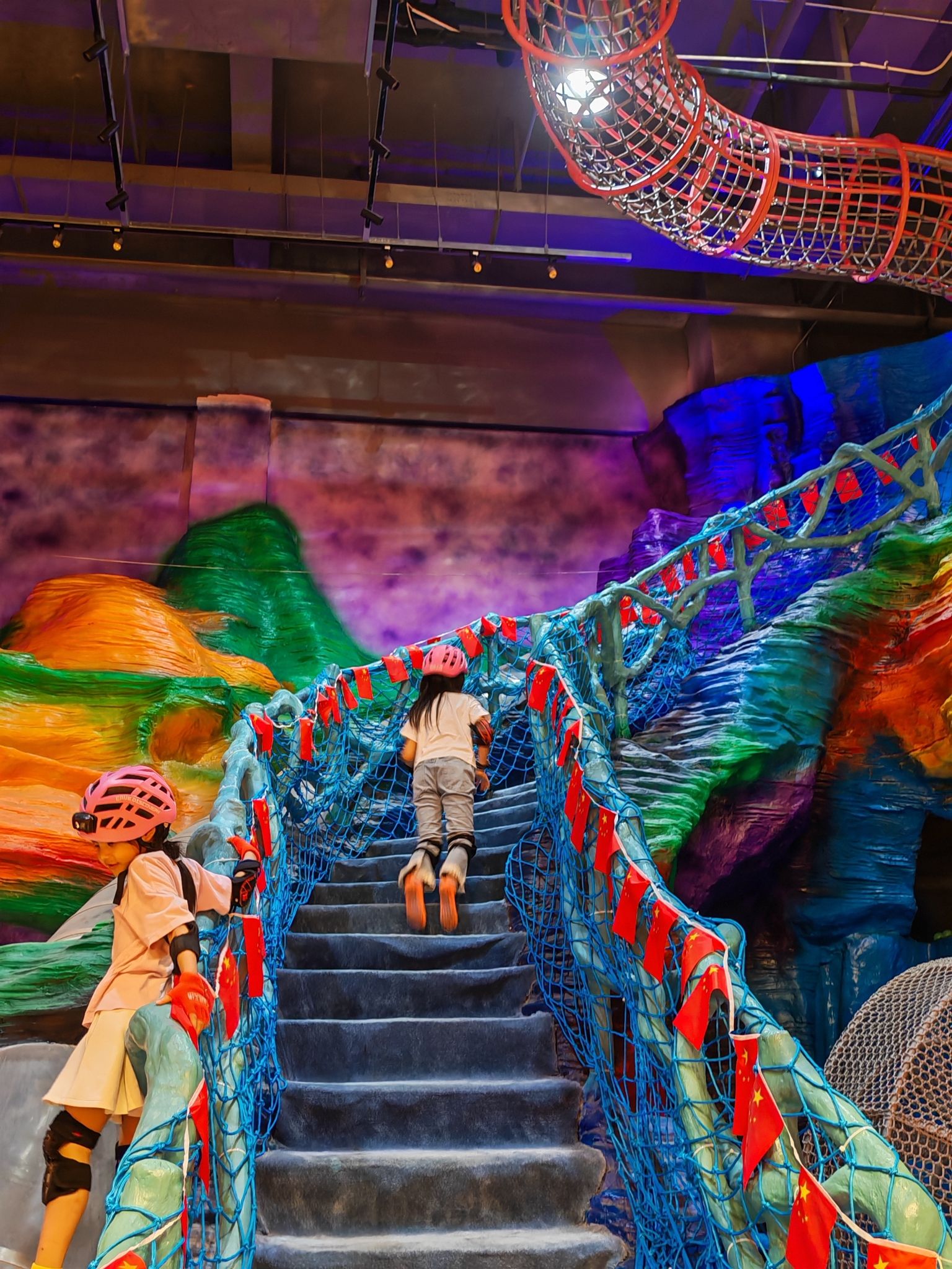 场地封面-探洞秀(上海大宁小城旗舰店)