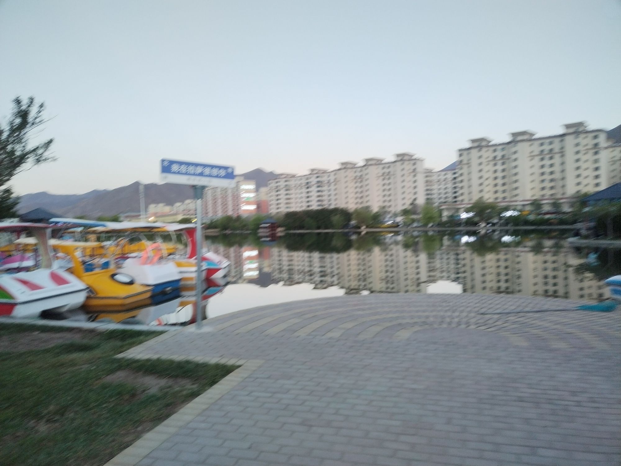 拉萨教育城林卡