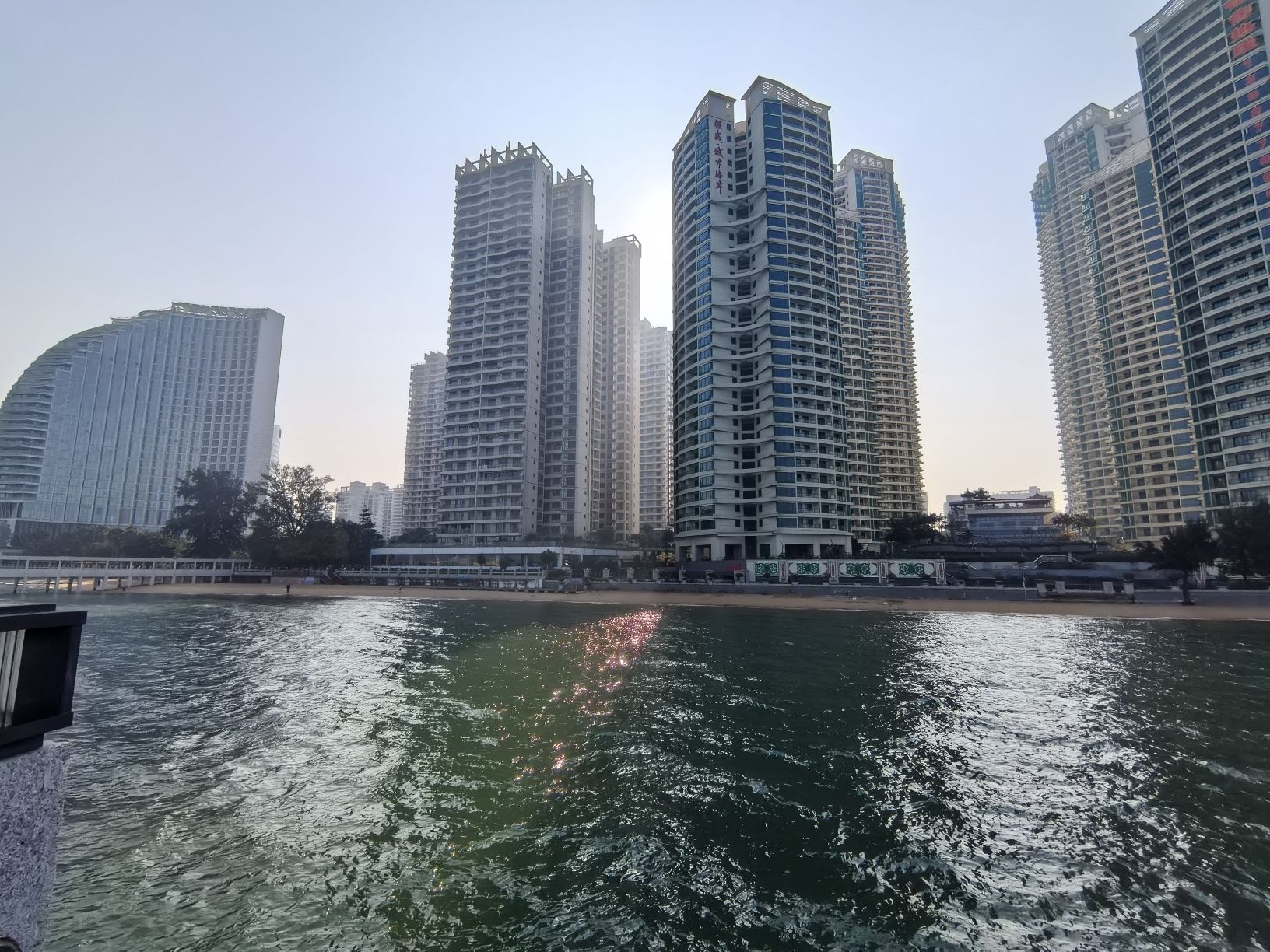 黄金北岸海上观光栈道旅行图片 3
