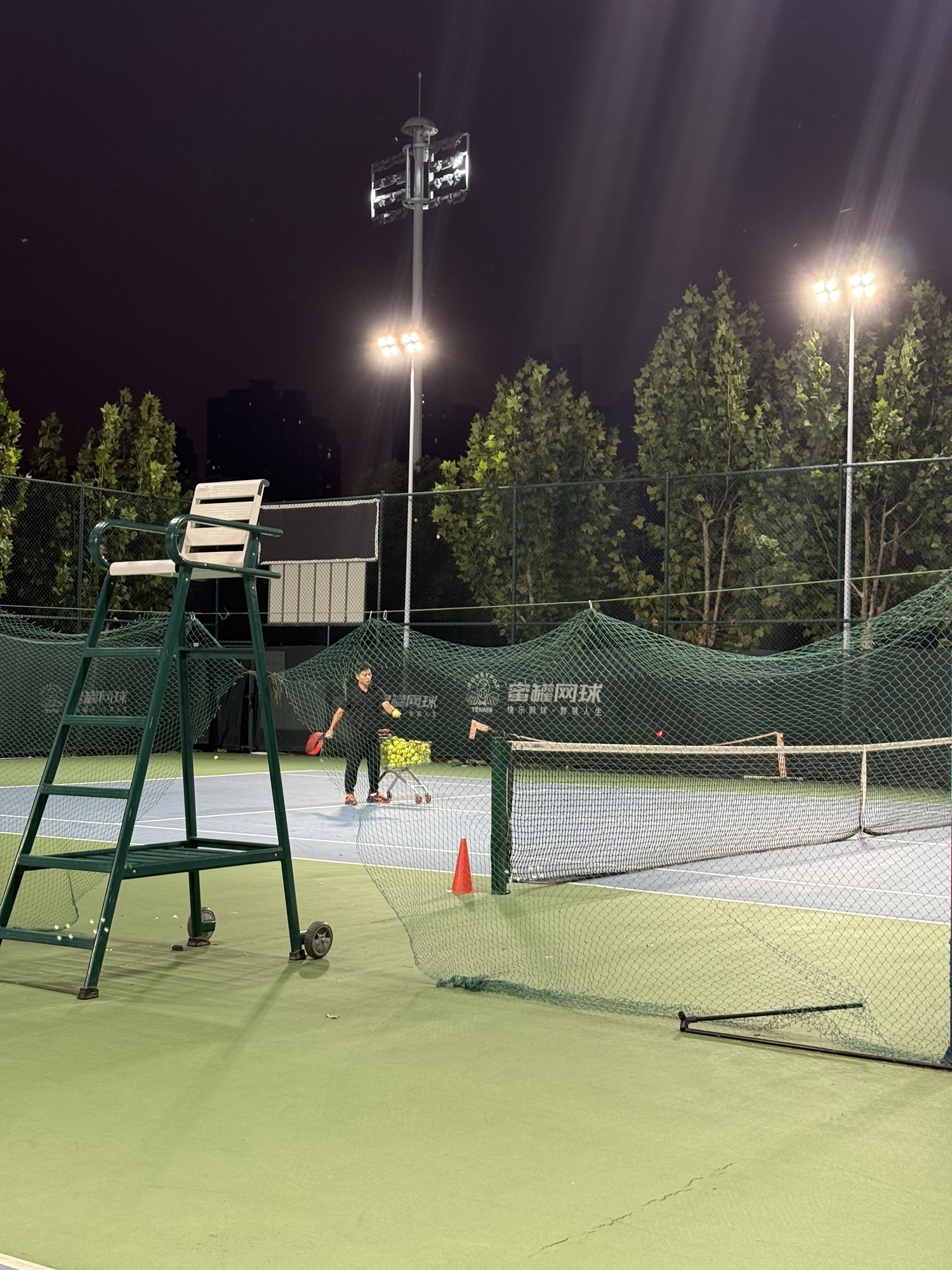 场地封面-墨水湖公园网球馆