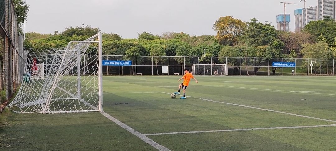 场地封面-果辉足球俱乐部(中心公园教学点)