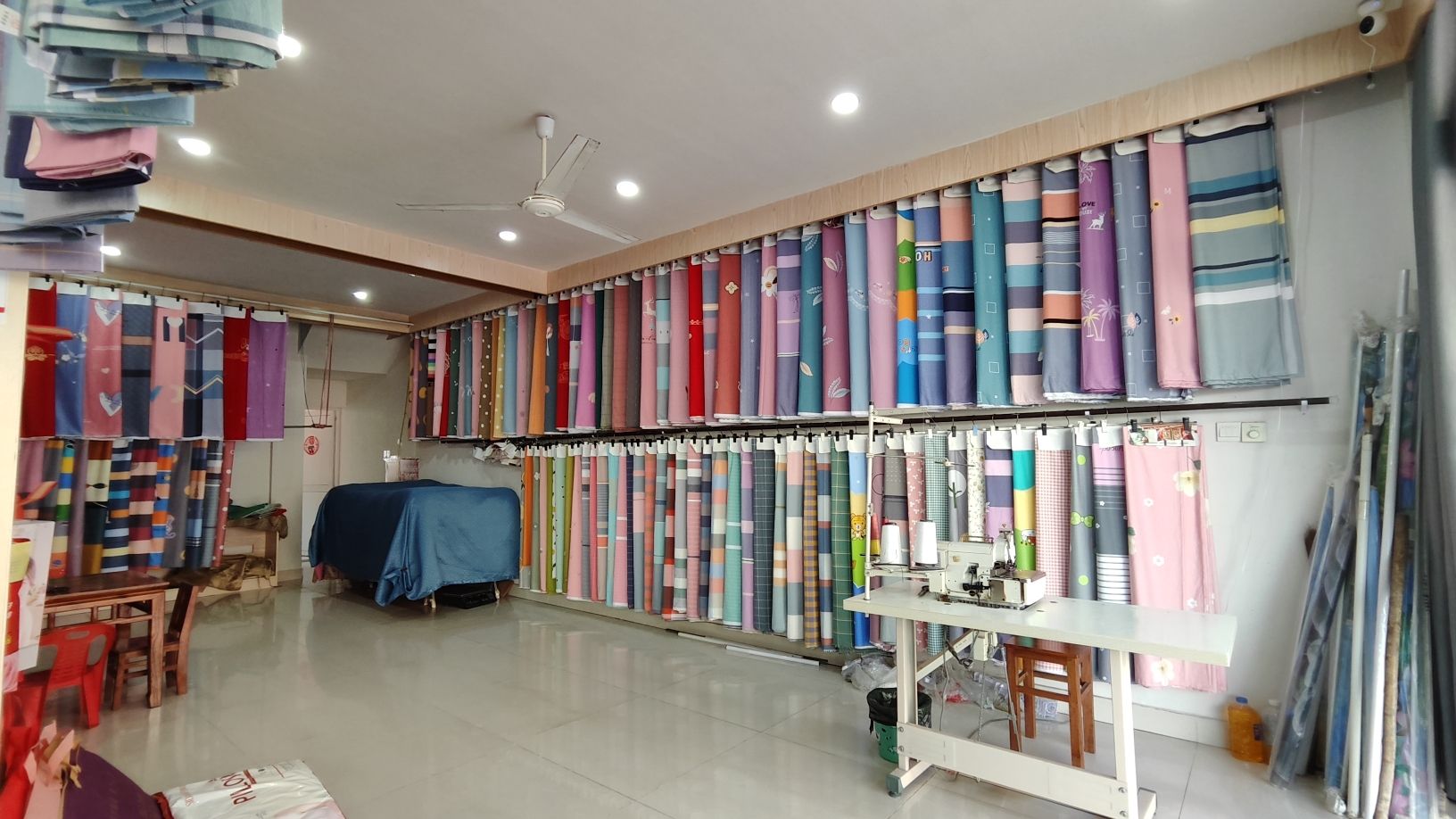 小李窗帘店