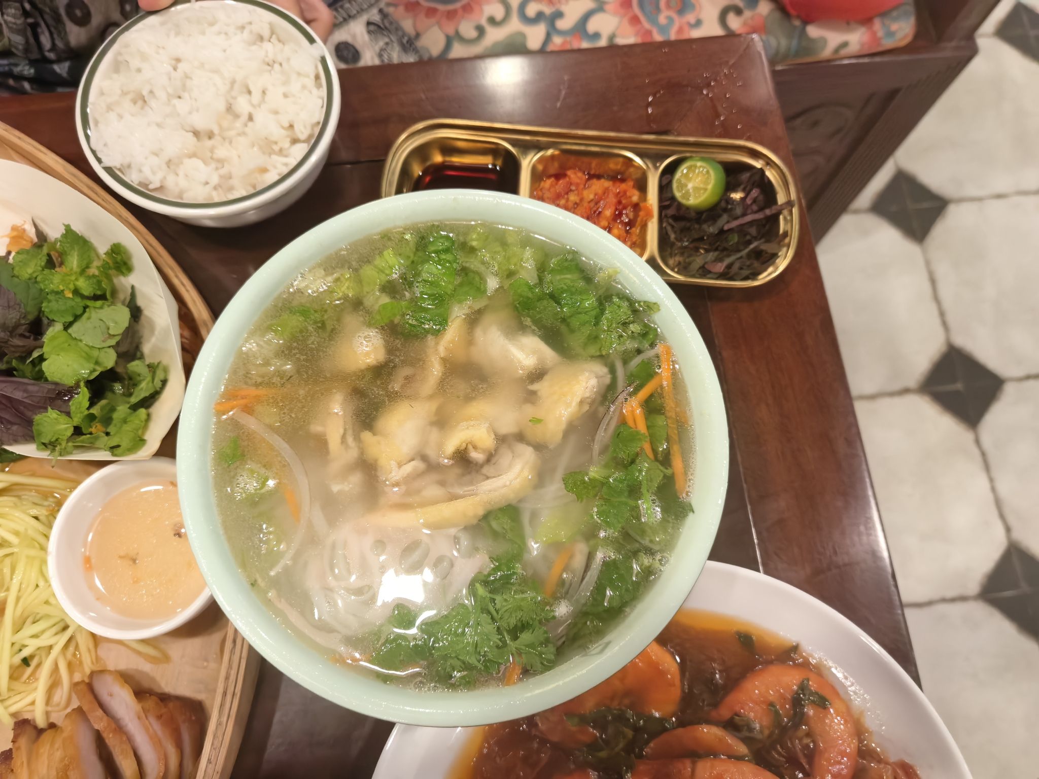 越母娘好吃餐厅