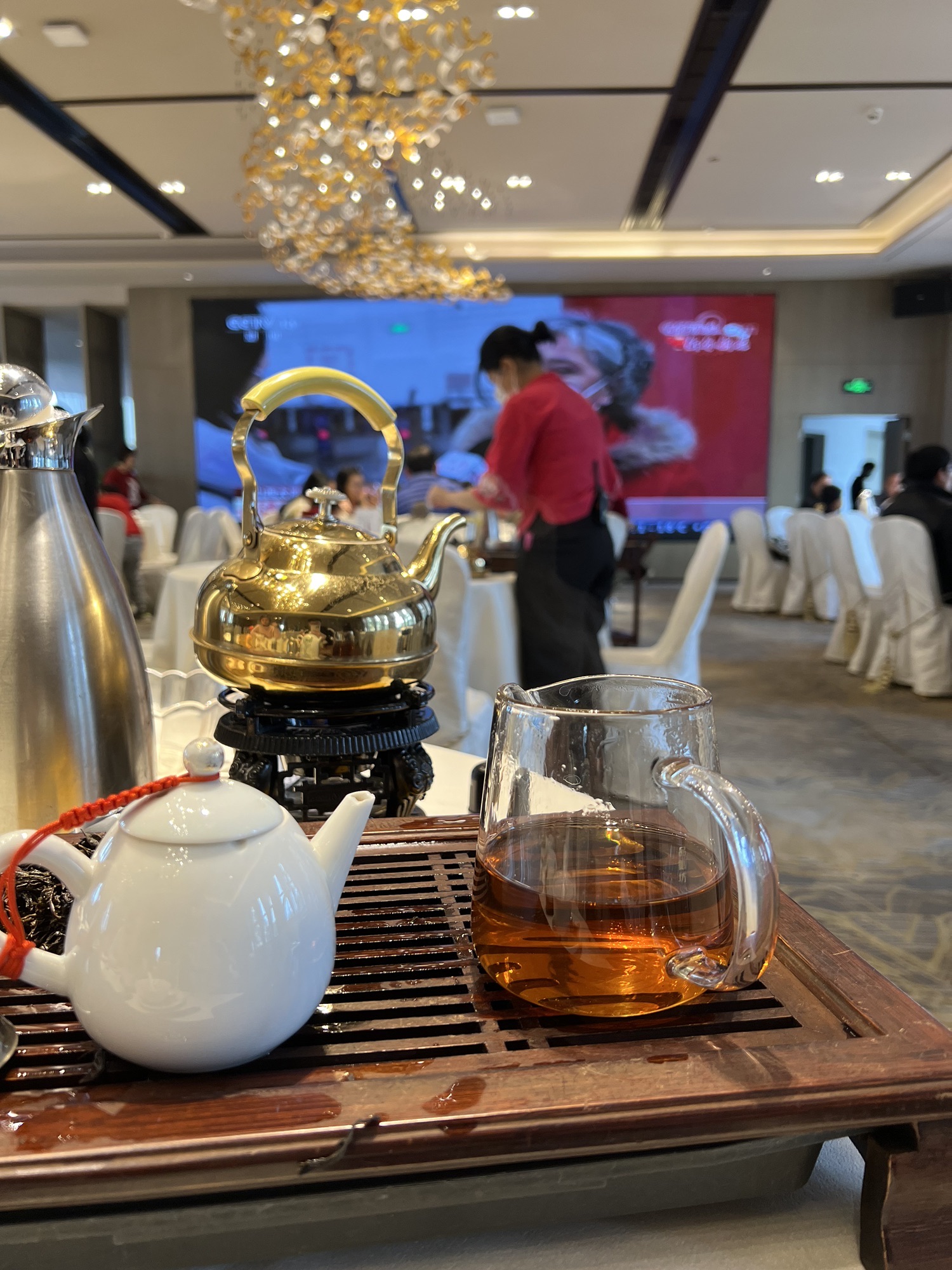 娱筷海鲜酒家(东莞店)