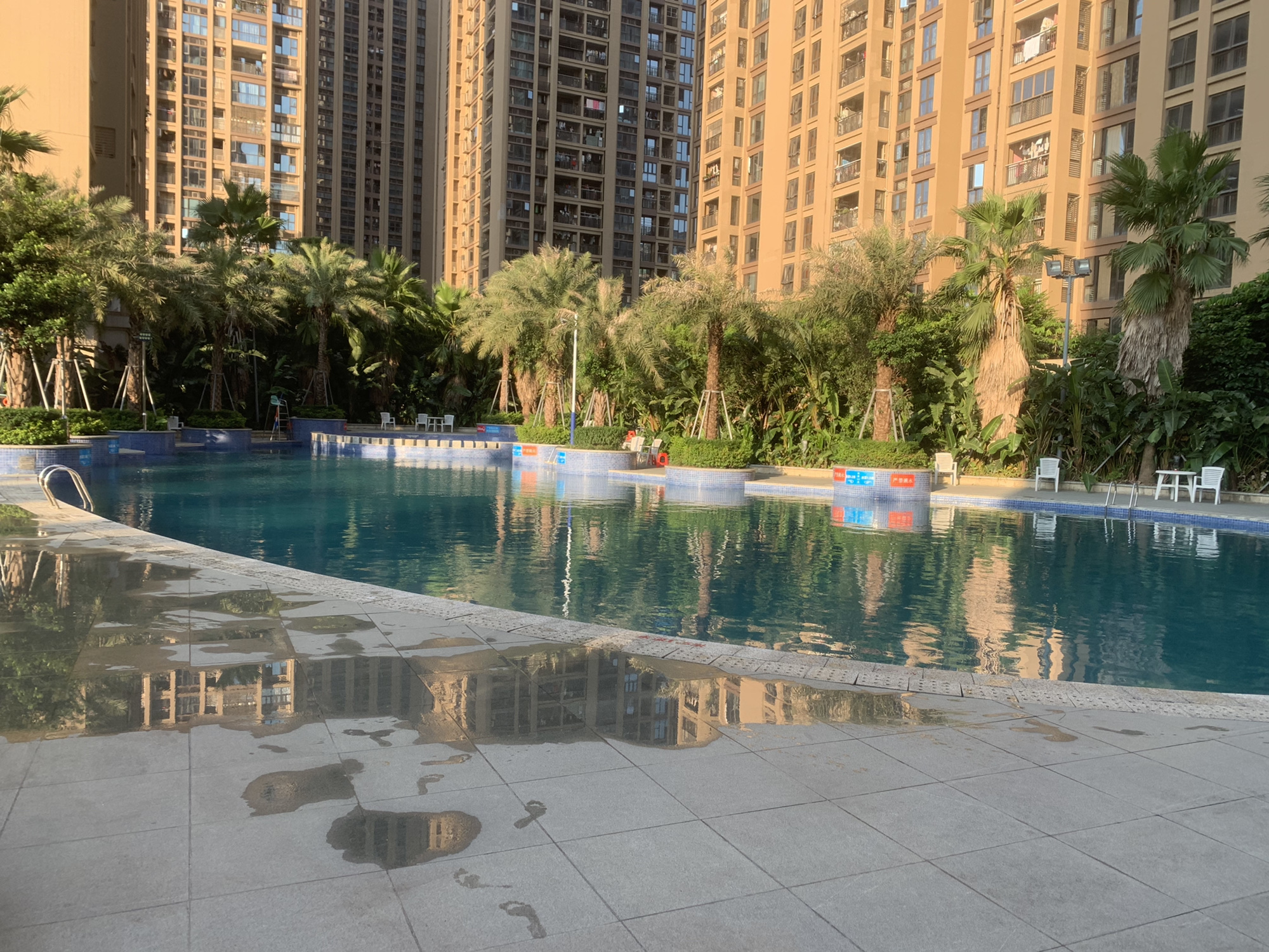 场地封面-流塘阳光花园游泳馆