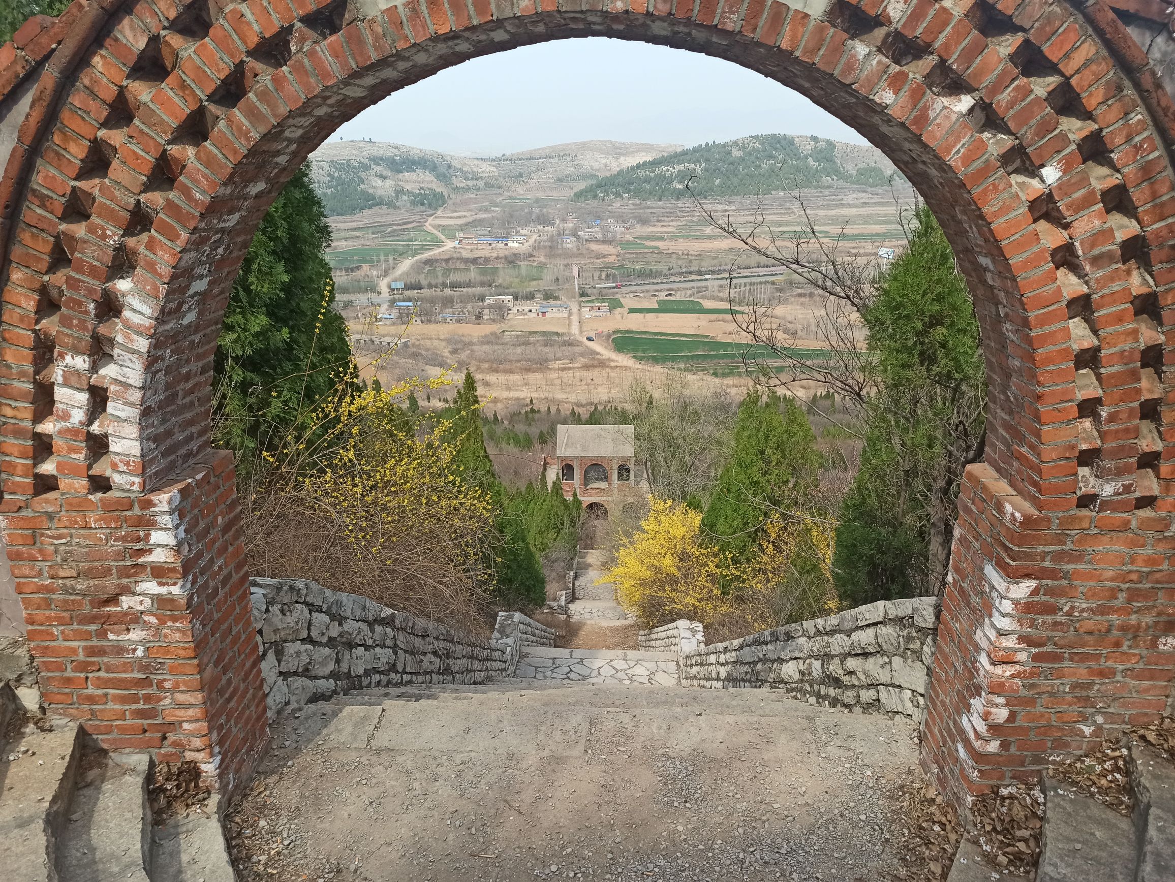 石坞洞山山寨遗址旅行图片 2