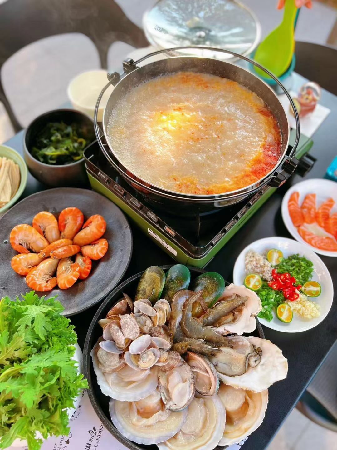 杭州上岸鲜餐厅(LOFT49创意城市先行区店)