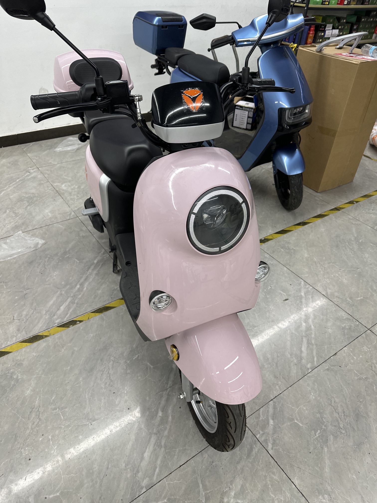 雅迪(吉蚂路店)出租电动车上门修电动车