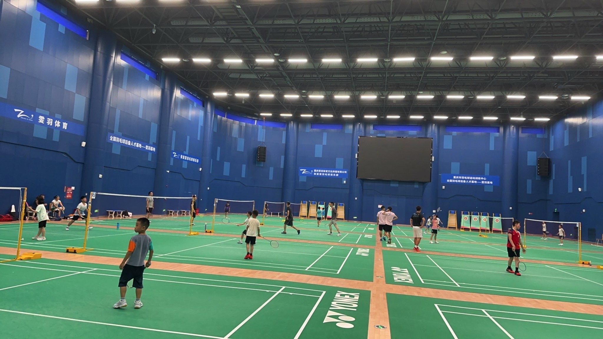 场地封面-张亚雯羽毛球俱乐部(总部)