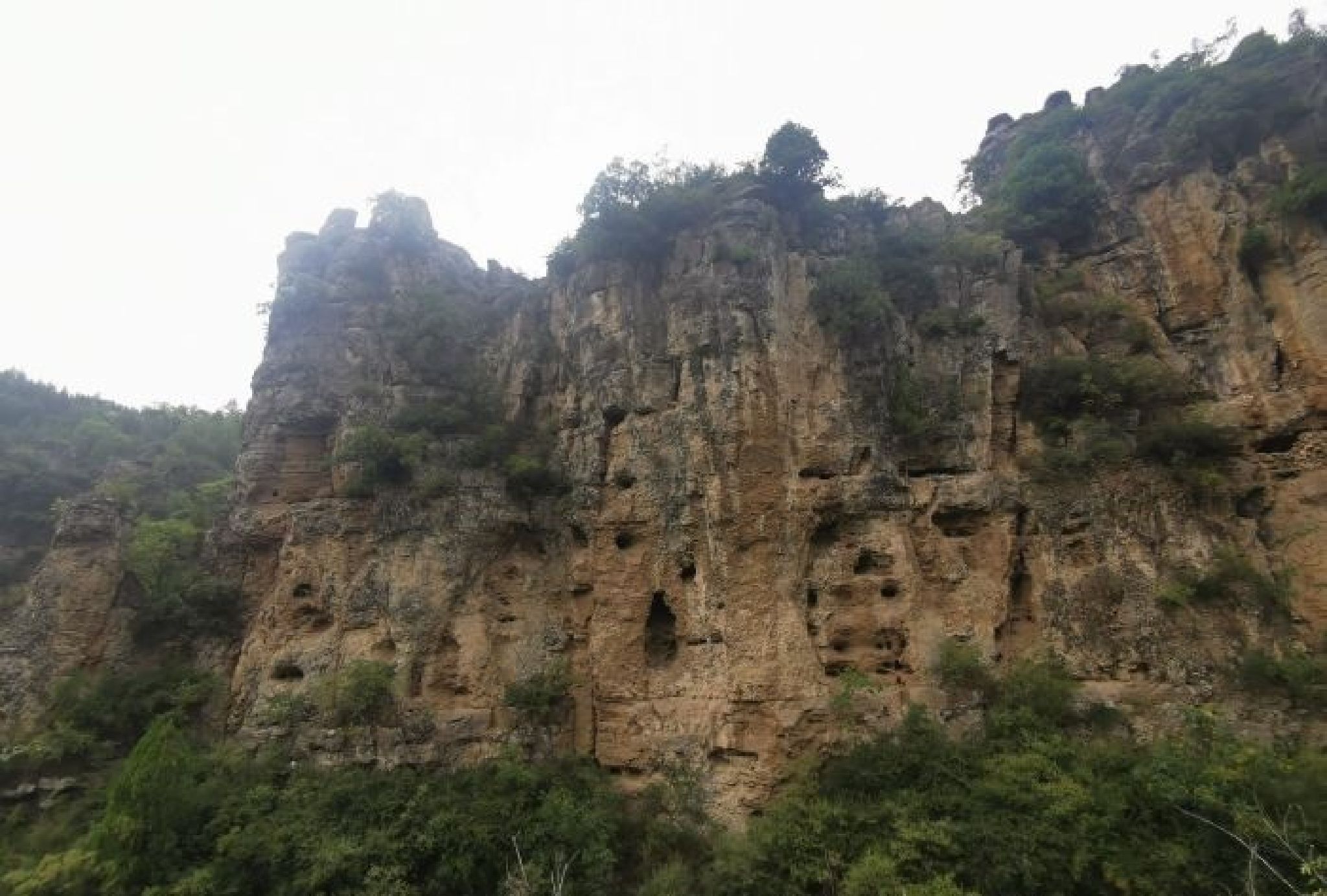 漏明崖旅行图片 1