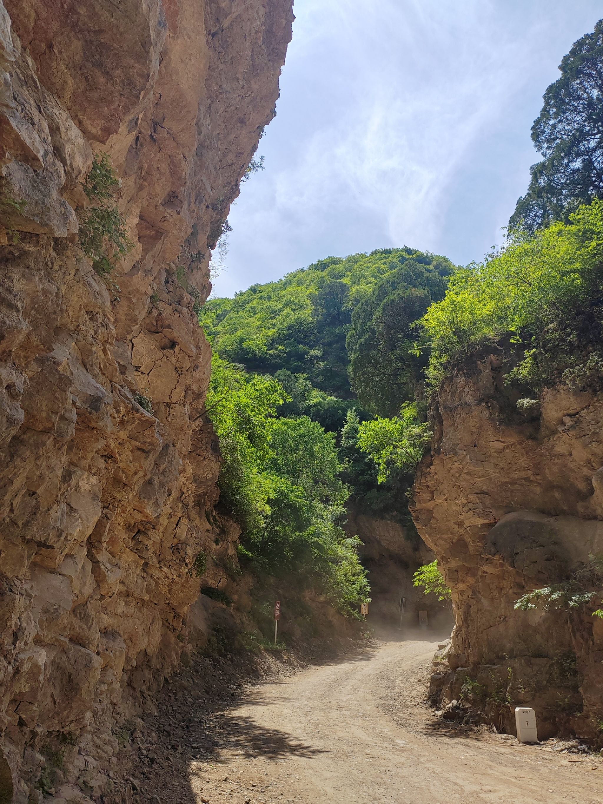 一线天旅行图片 1