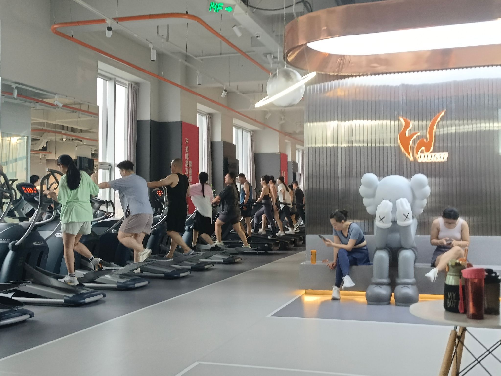 蜂鸟健身中心(雁门店)