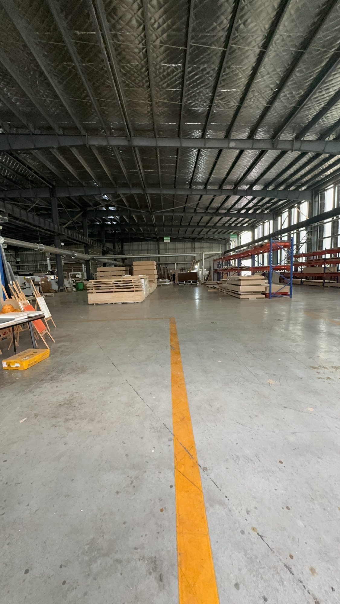 嘉贝瑞定制家居华北生产基地