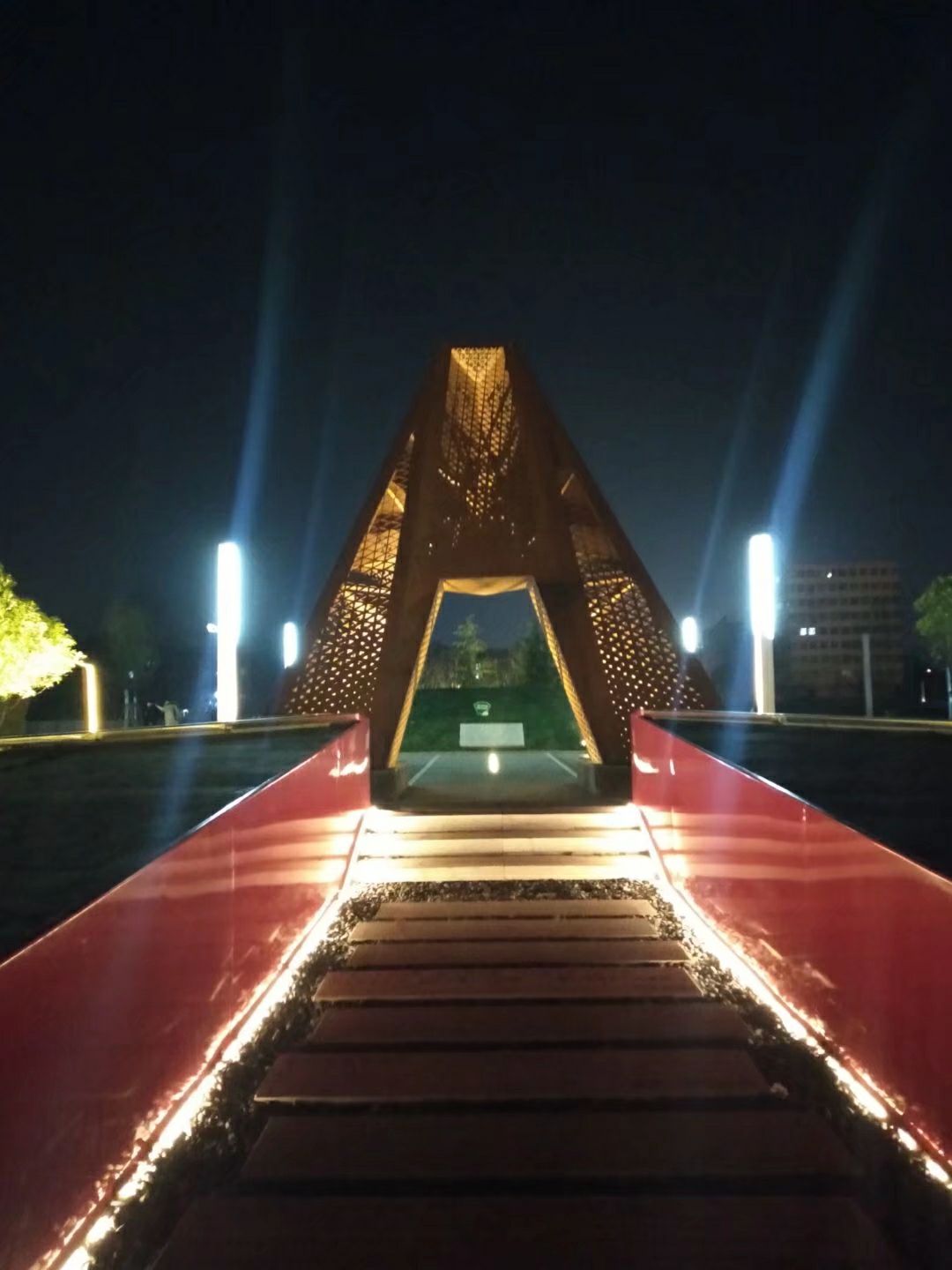 突破口公园(建设中)的第2张图片的图片资料