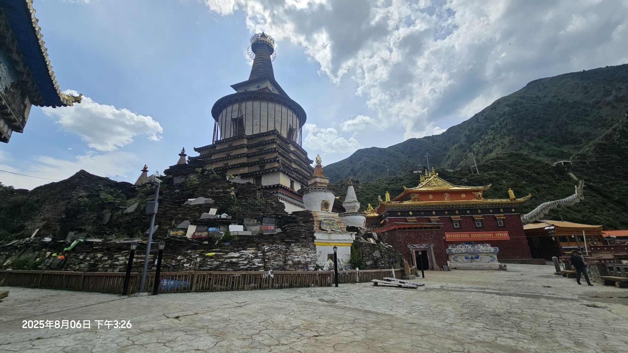 棒托石刻公园旅游景区观景台