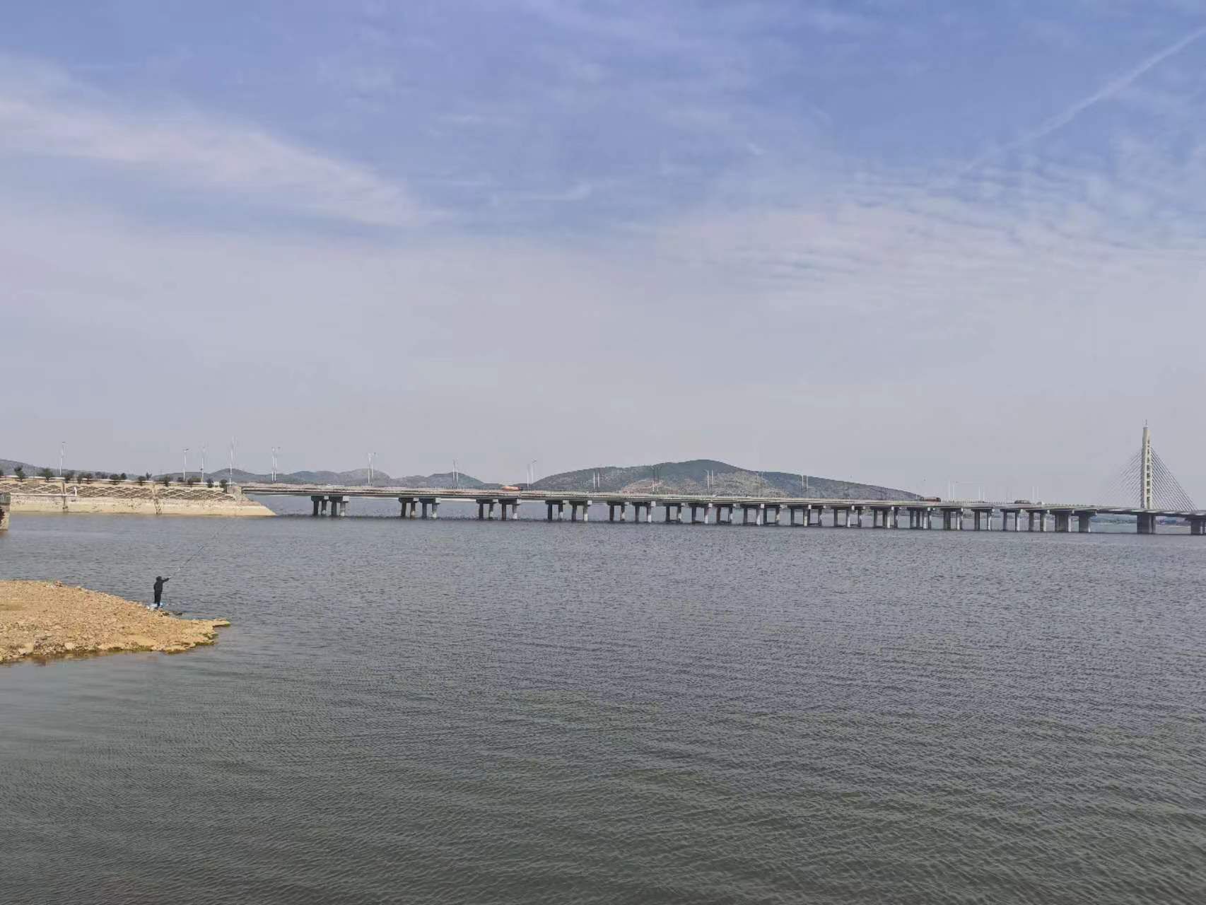 山亭庄里水库观景台旅行图片 1