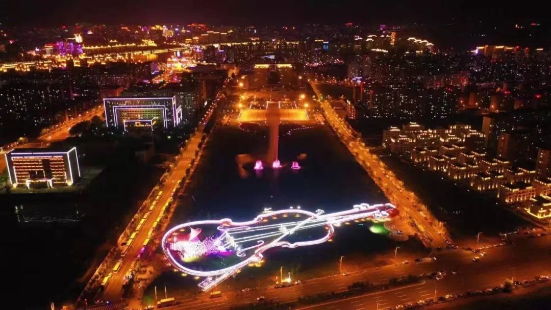 小提琴广场旅行图片 2