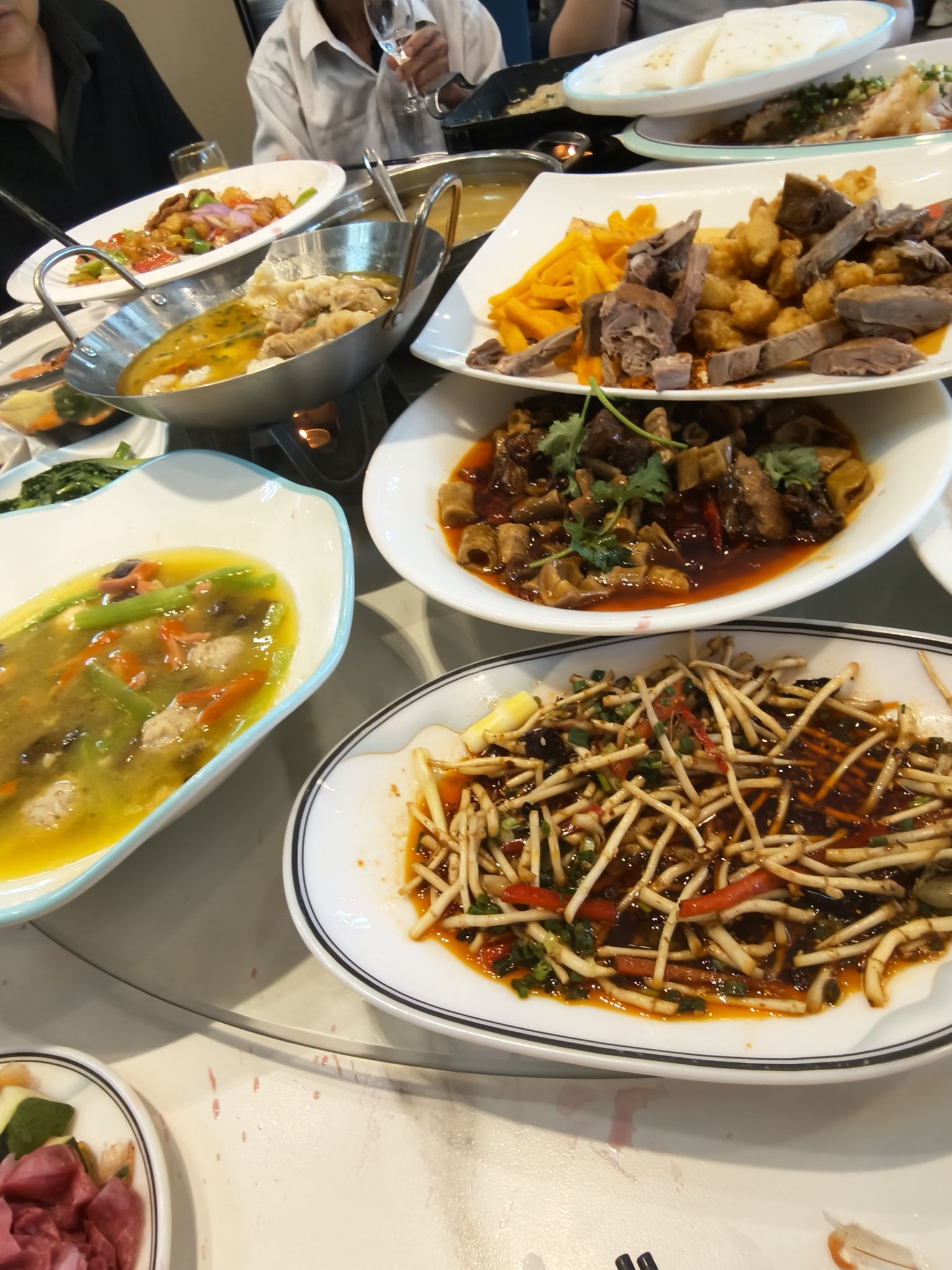 菜根园时尚餐厅