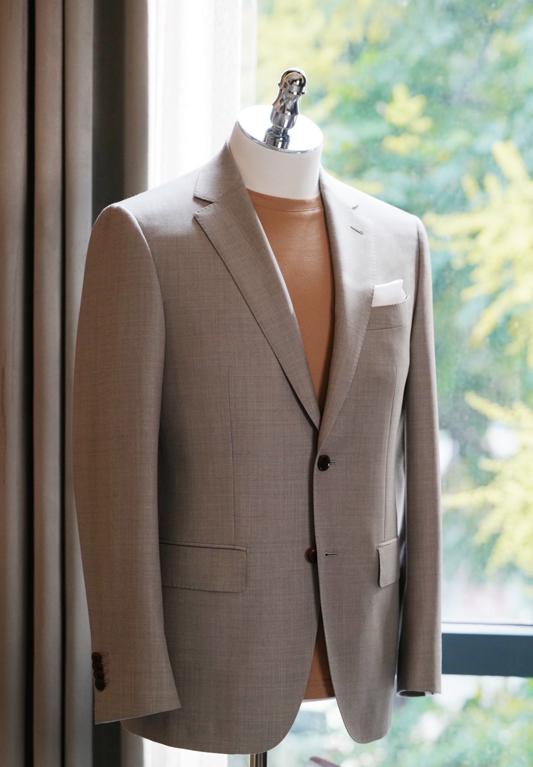 亨世行男装定制品牌(金汇大厦店)