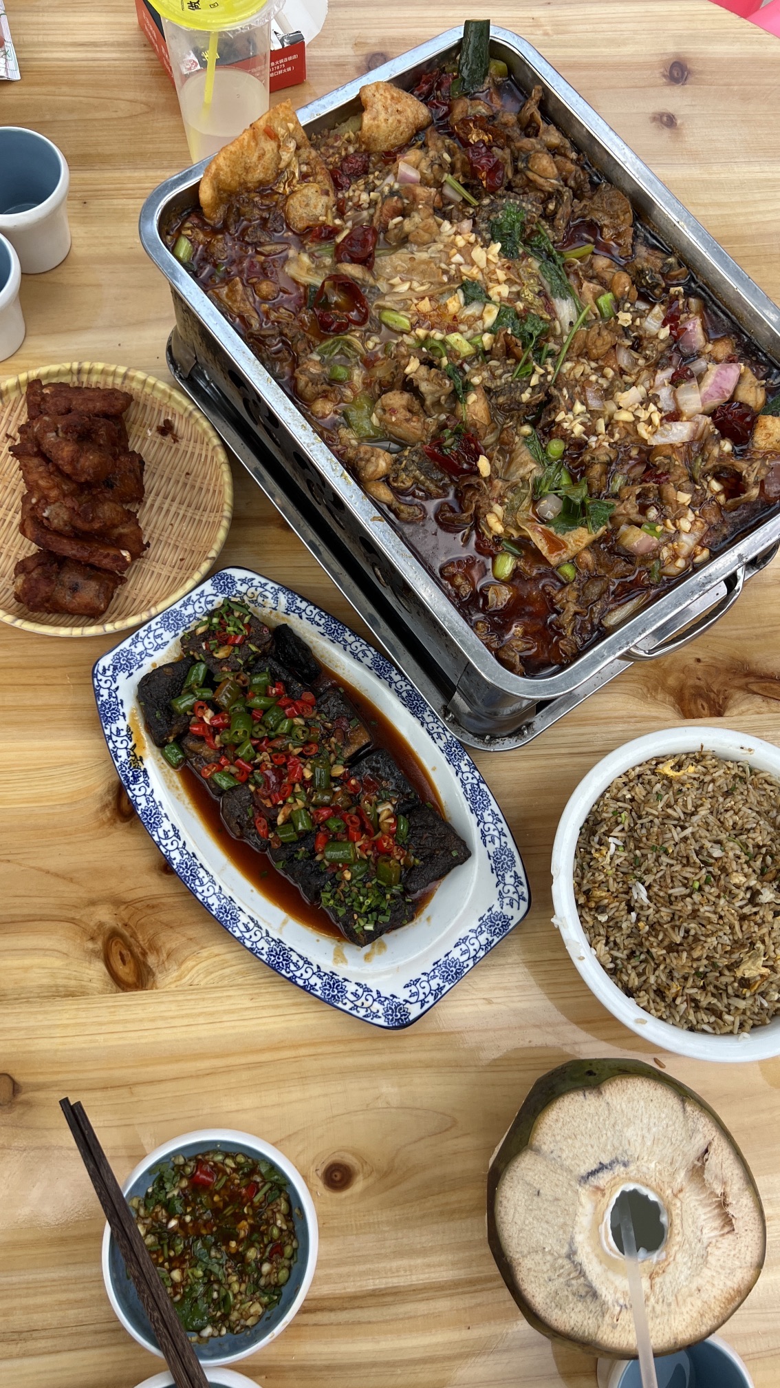 重庆烤鱼田鸡小龙虾(北源广场店)