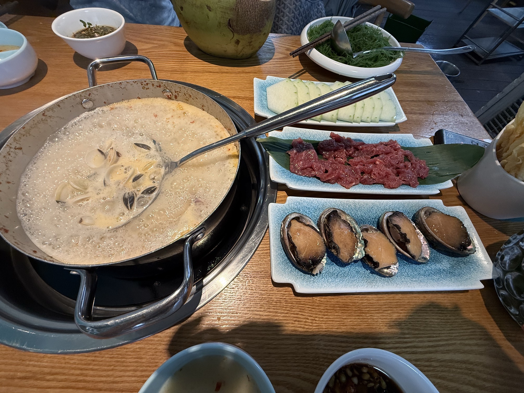 椰梦·海鲜糟粕醋·椰子鸡(椰梦长廊店)