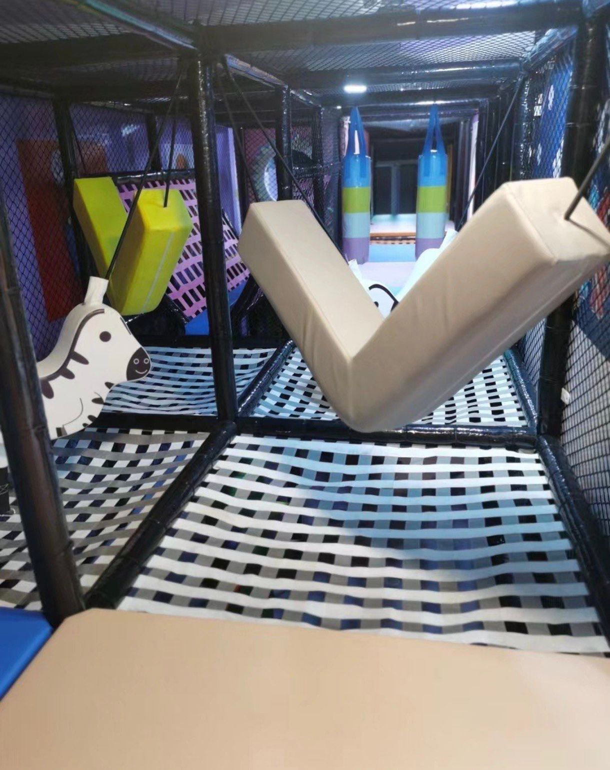 场地封面-泡泡乐儿童游乐中心(王府井首航生活广场店)