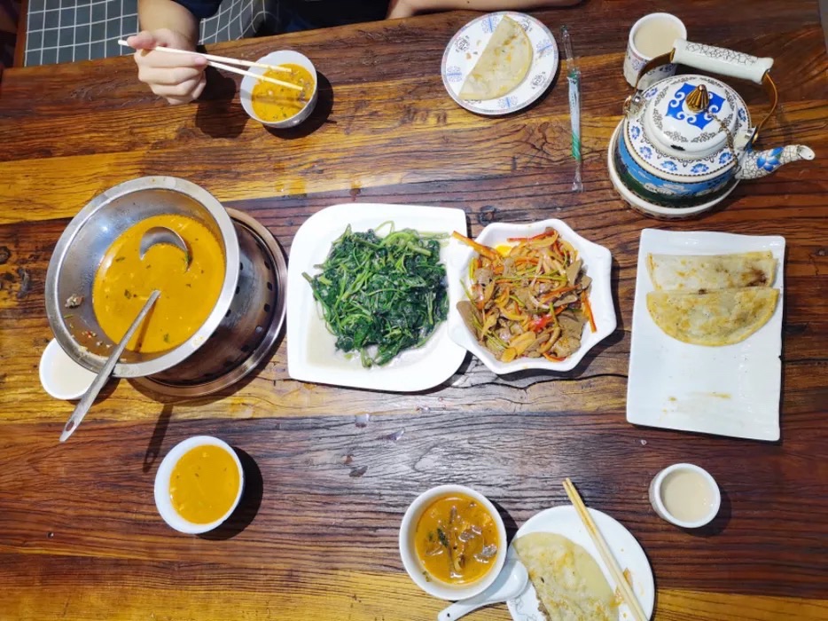 驼芝羊蒙餐馆