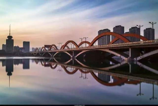 篱笆网红桥旅行图片 3