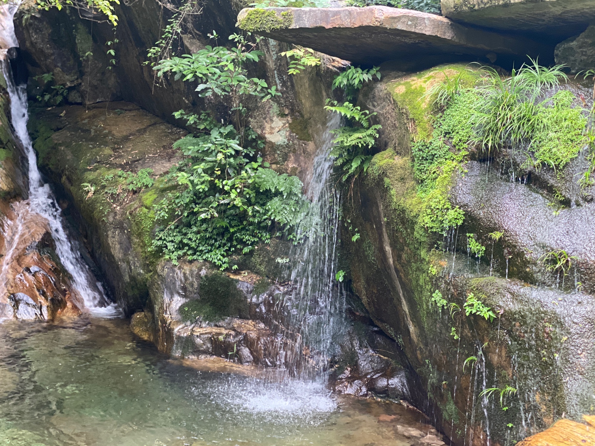 高泽雨瀑布潭旅行图片 2