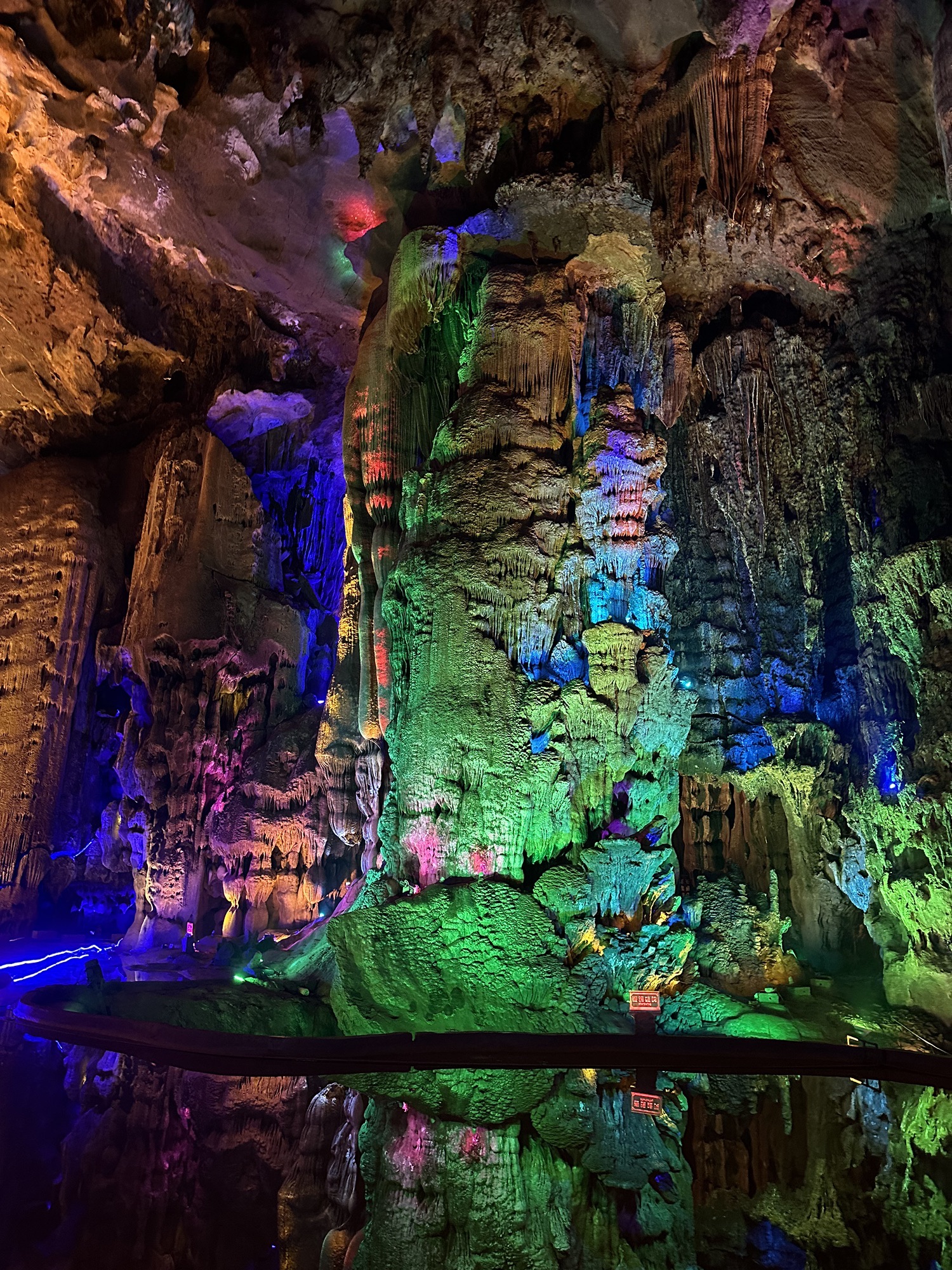 宝晶宫溶洞旅行图片 3