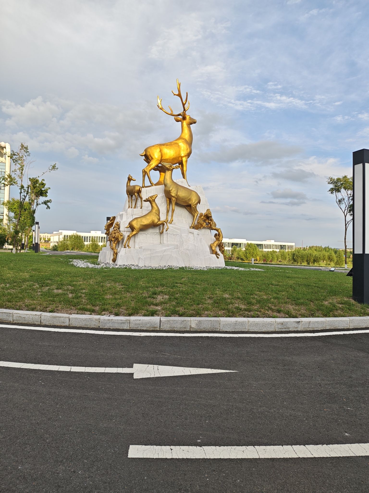 鹿鸣湖公园