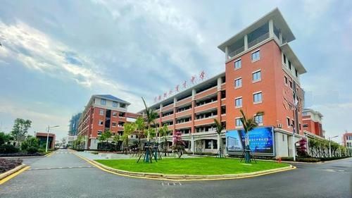 宁德衡水育才中学