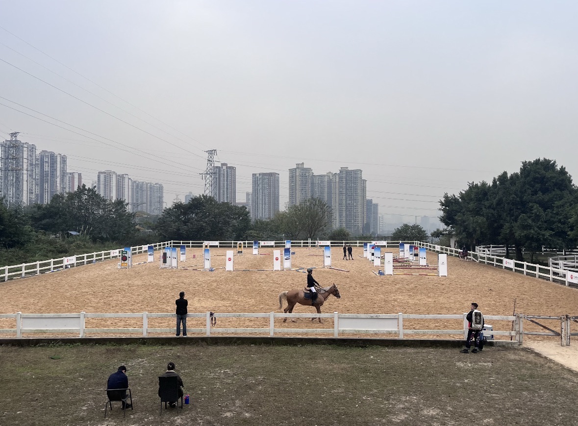 场地封面-凤凰湾半山俱乐部