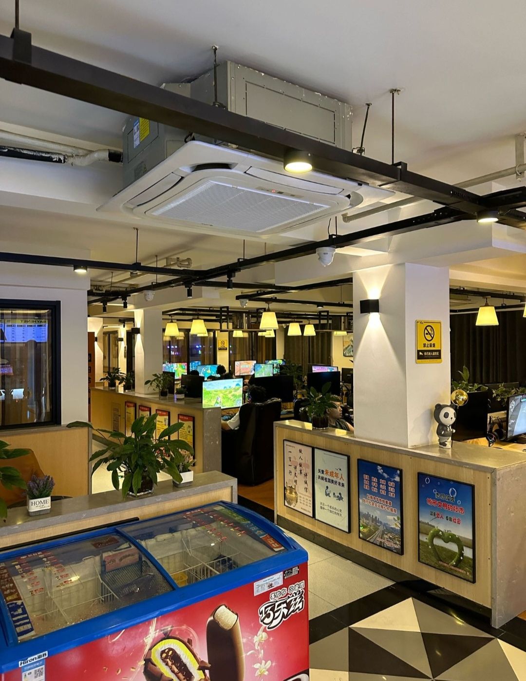 四合网咖(合肥京商商贸城店)