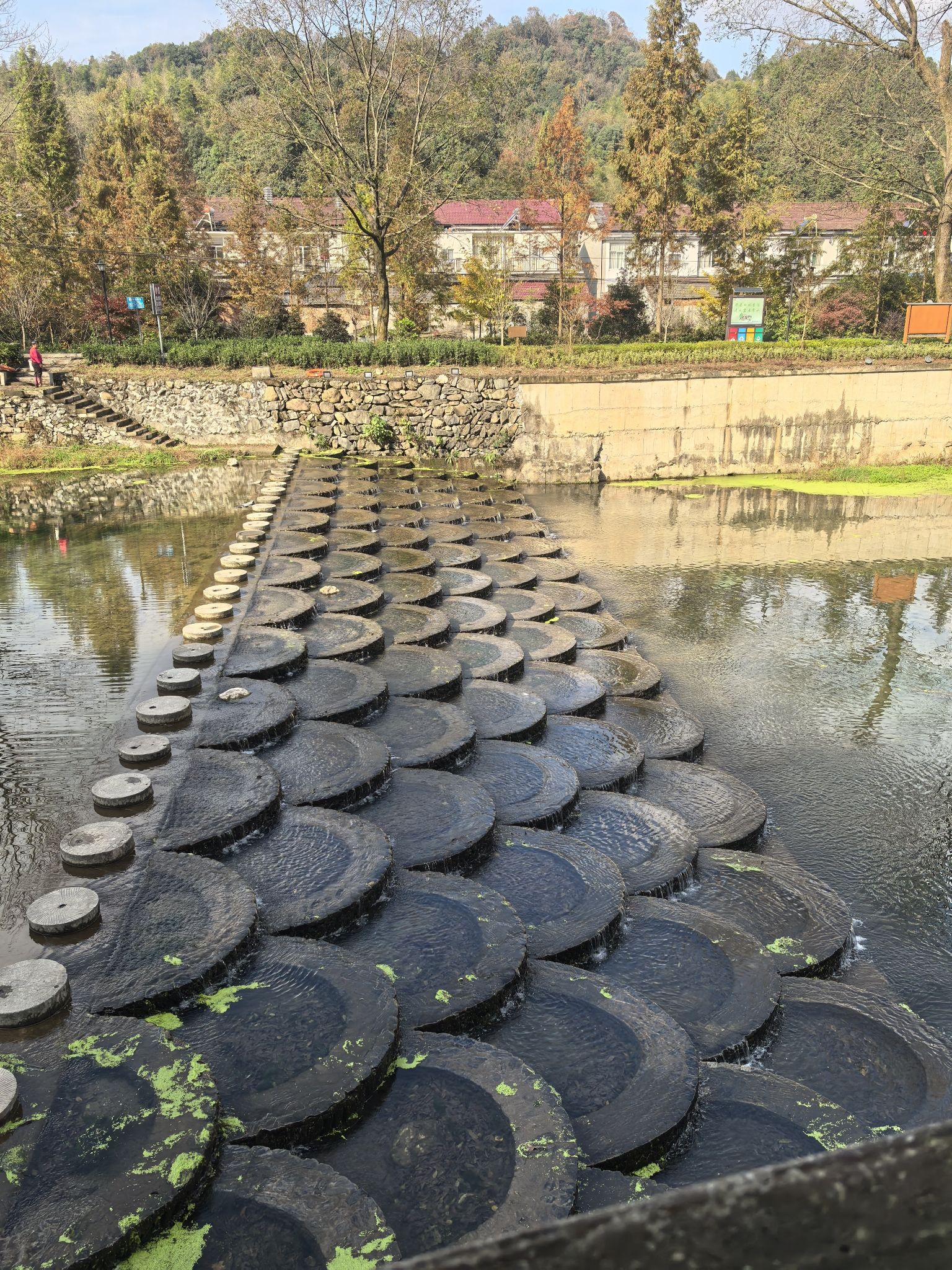 真龙地村龙鳞坝旅行图片 1
