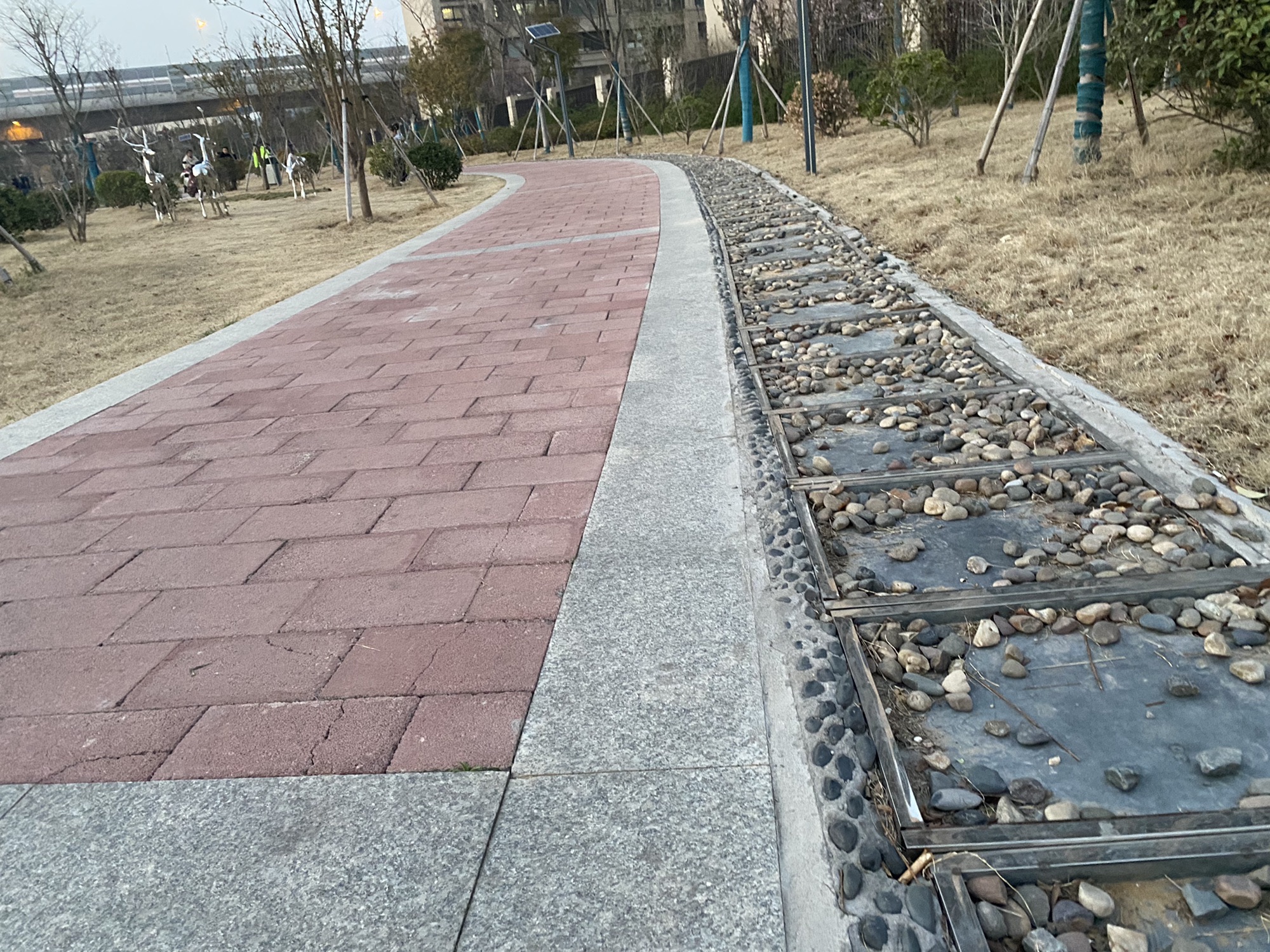 老龙潭口袋公园旅行图片 3