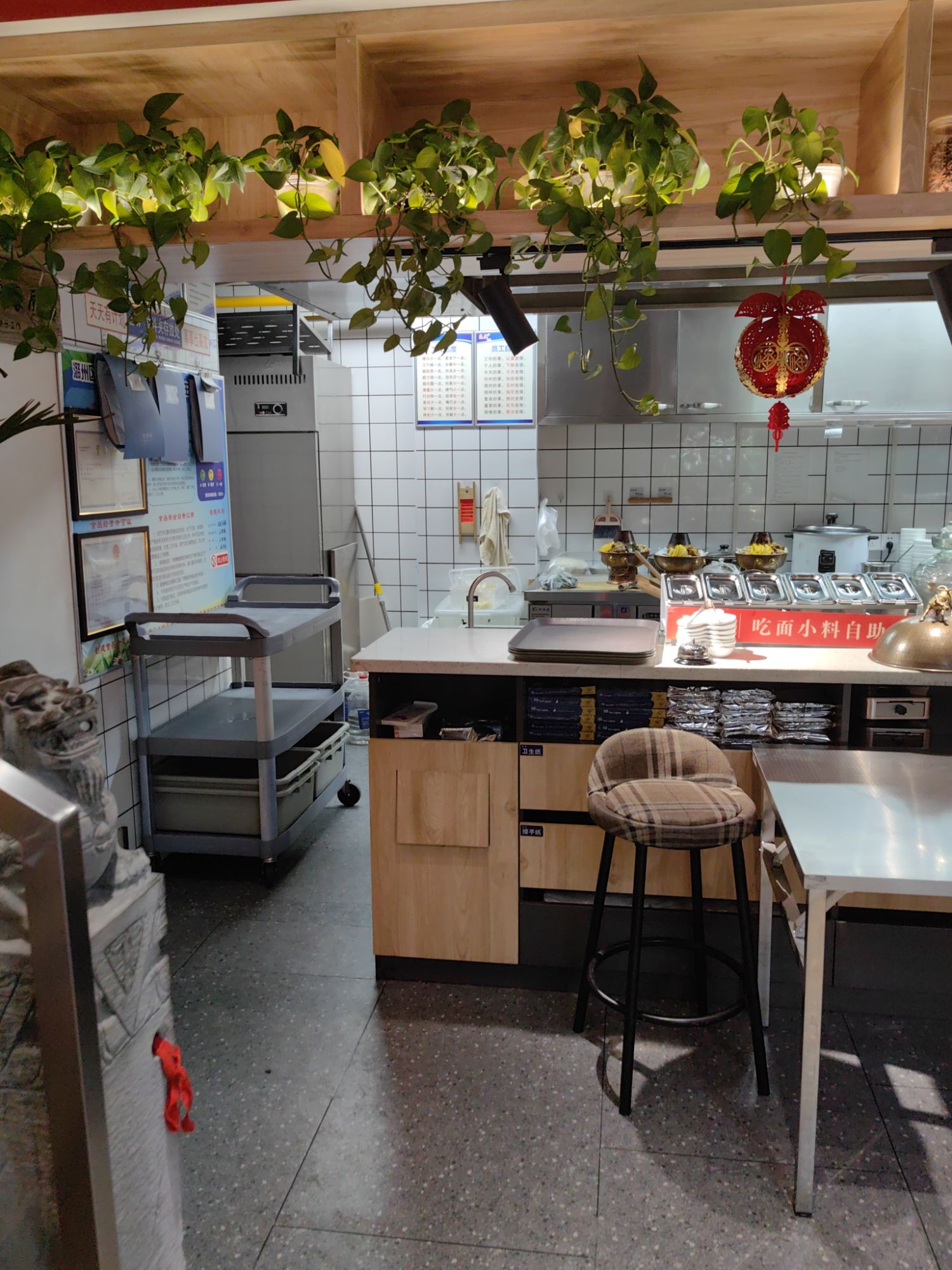 长治市潞州区匠厨弓长张餐厅(东方文华店)
