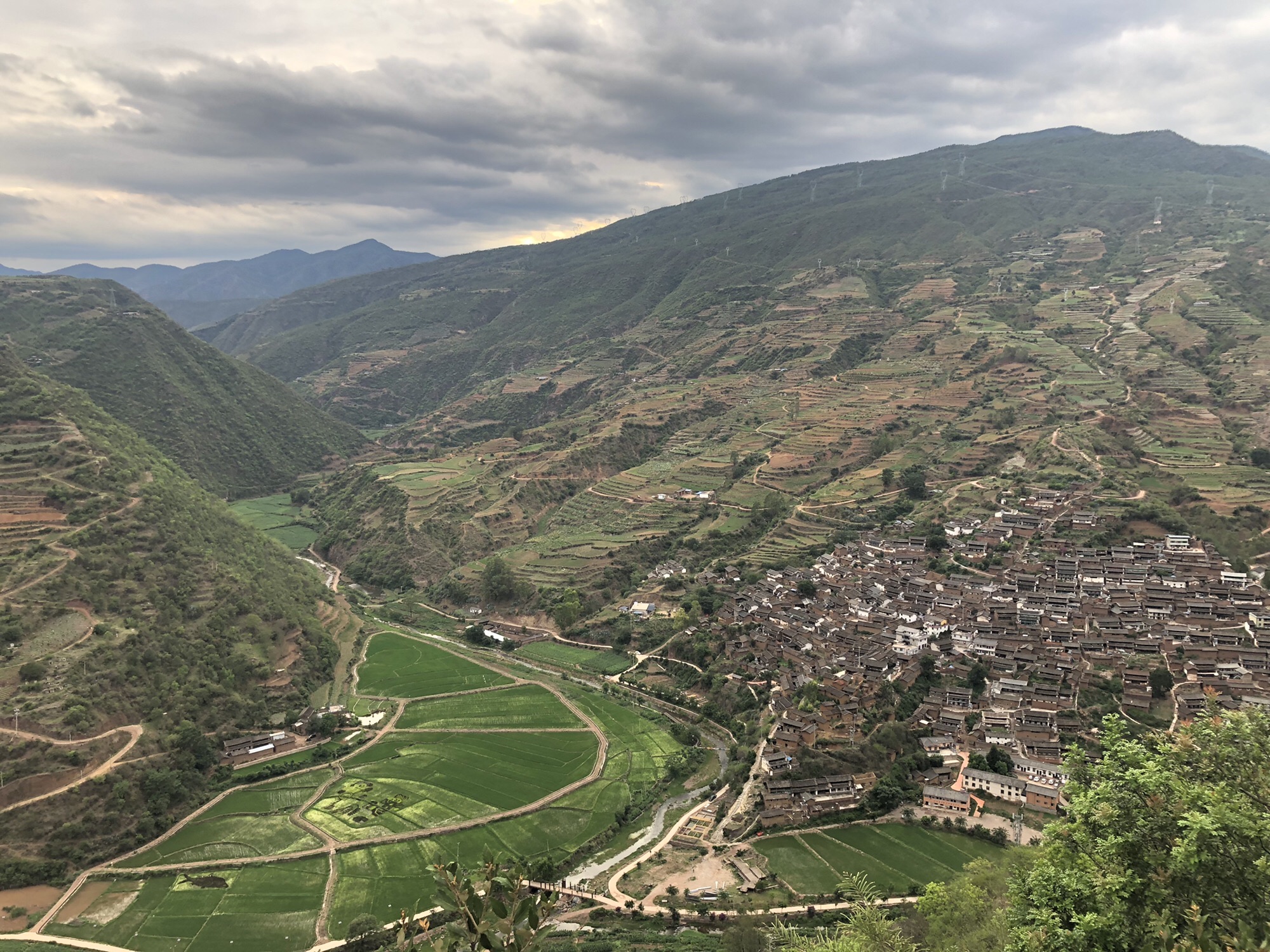 外普拉村景区