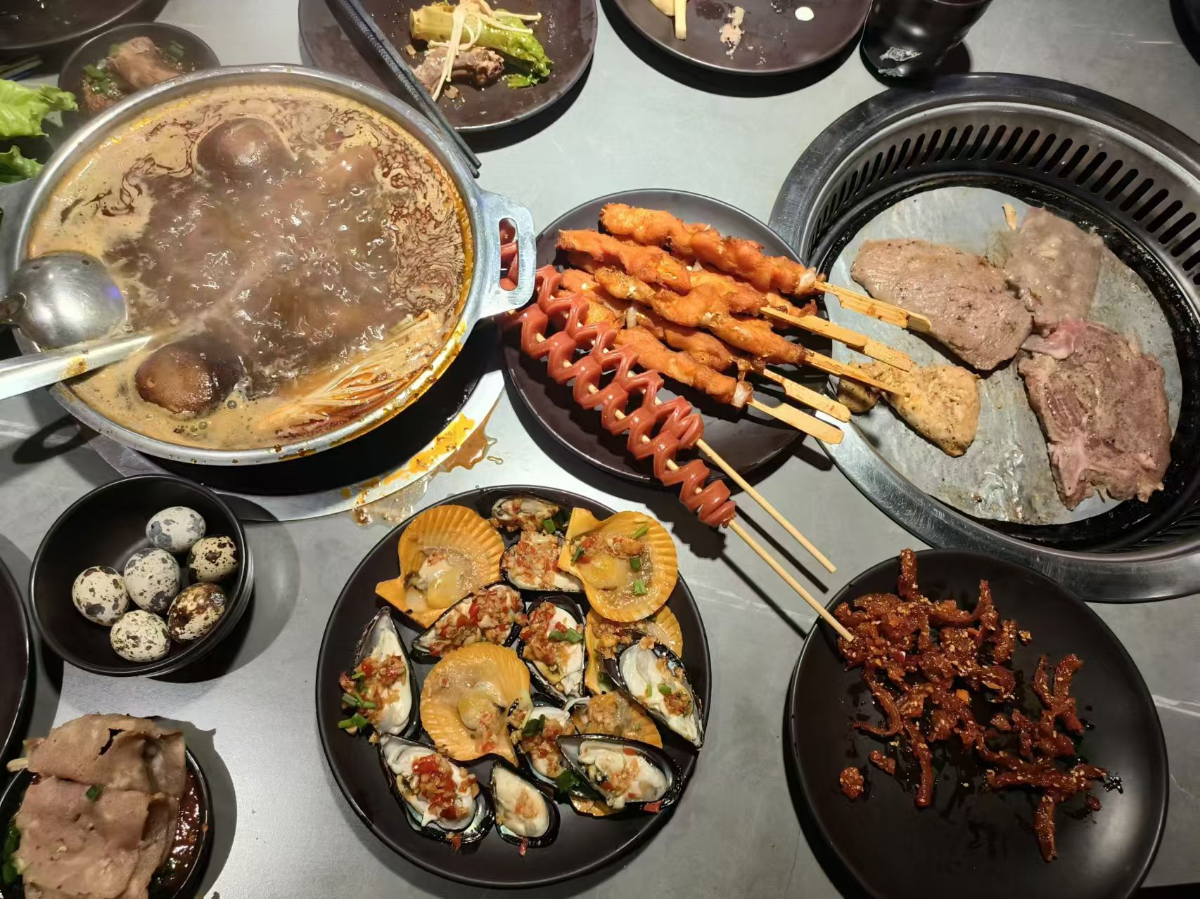韩小样火锅烤肉海鲜自助餐厅(贵港市客世界商业文化广场店)