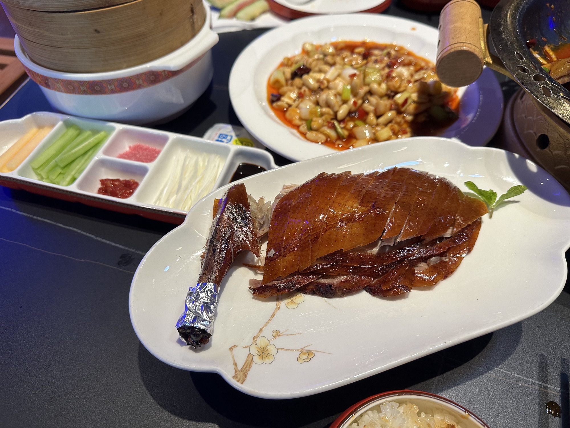 陇尚情音乐餐厅